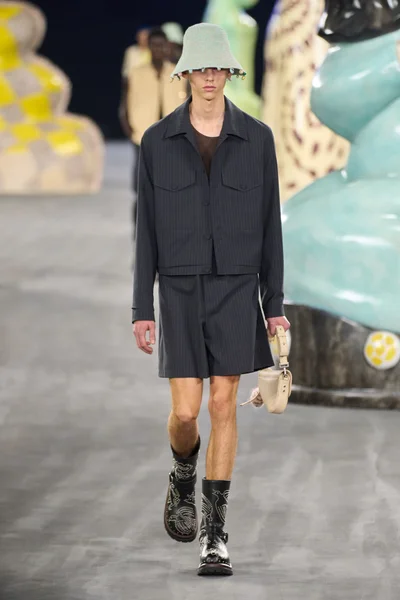 Look 6